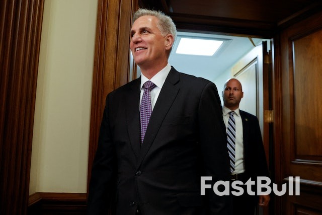 从美国党争到信用评级下调的内在逻辑_1