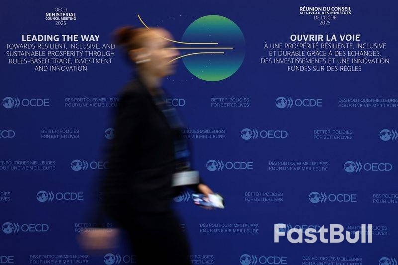 OECD Trims Global Outlook As Trump Trade War Hits U.S. Growth_1 OECD Trims Global Outlook As Trump Trade War Hits U.S. Growth_1