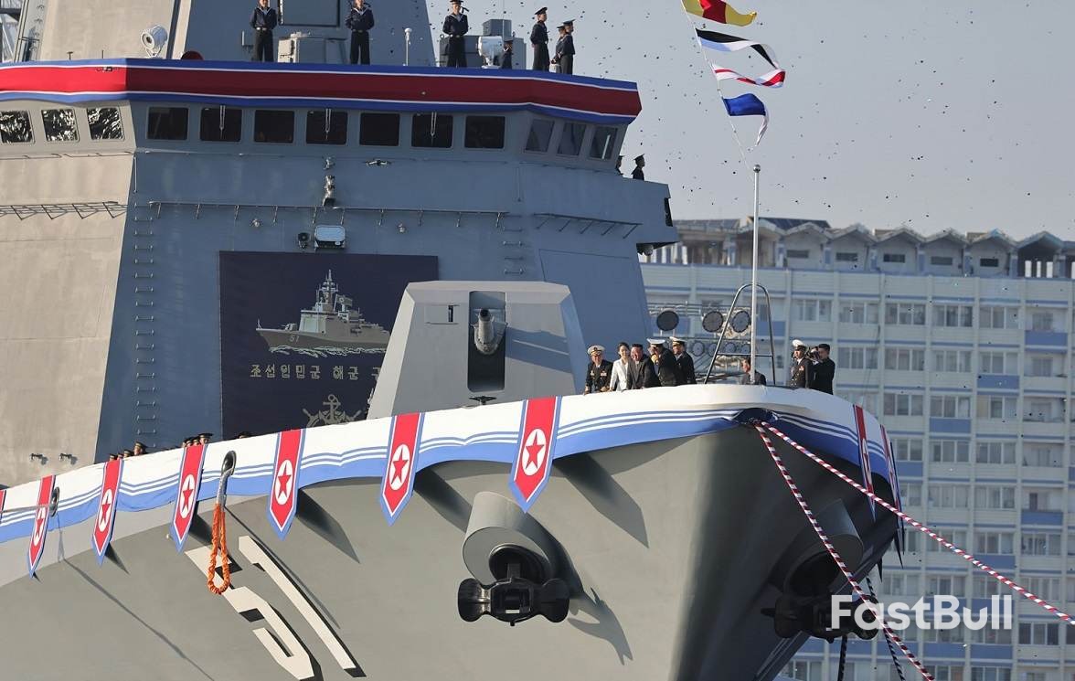 朝鲜“崔贤”级二号舰举行重新下水仪式_1 朝鲜“崔贤”级二号舰举行重新下水仪式_1