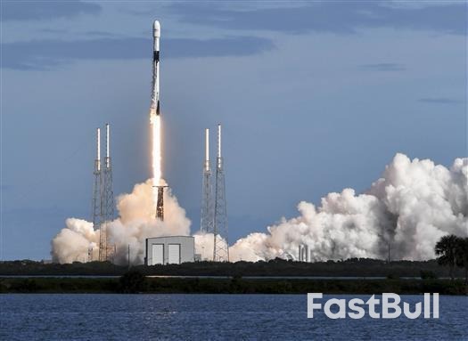 马斯克的“星链”卫星大批坠落,损失已达583颗,约每15颗卫星坠落1颗_1 马斯克的“星链”卫星大批坠落,损失已达583颗,约每15颗卫星坠落1颗_1