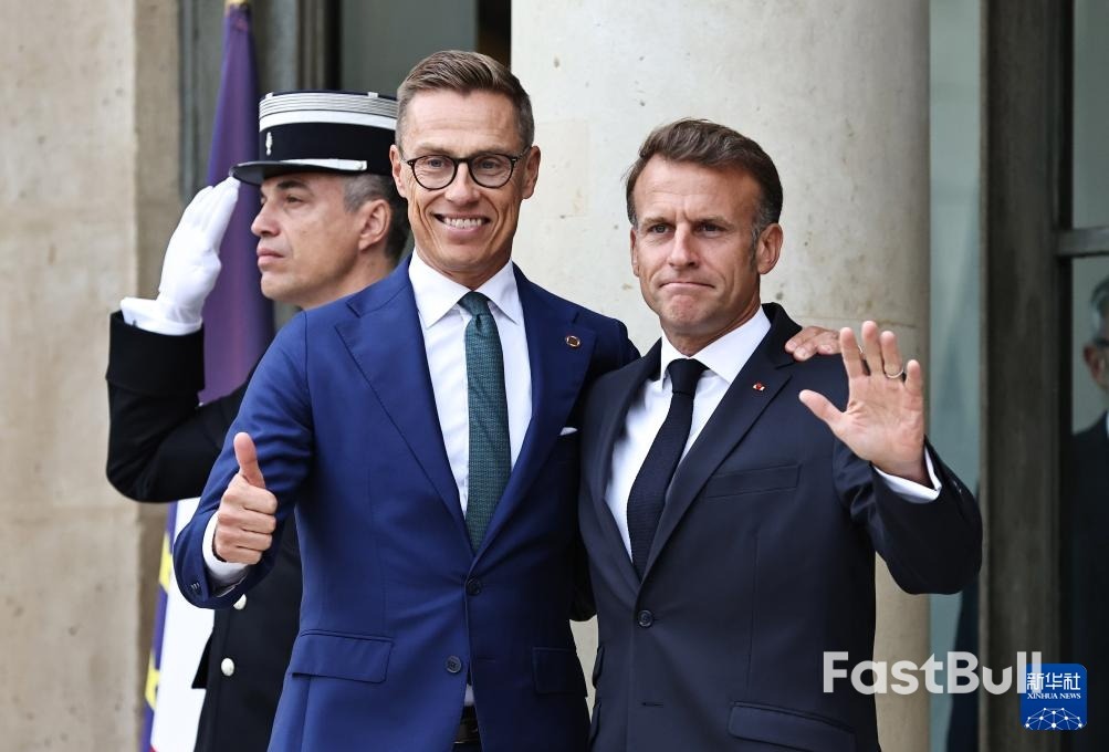 马克龙:法英等26国将向乌克兰部署军队_2 马克龙:法英等26国将向乌克兰部署军队_2