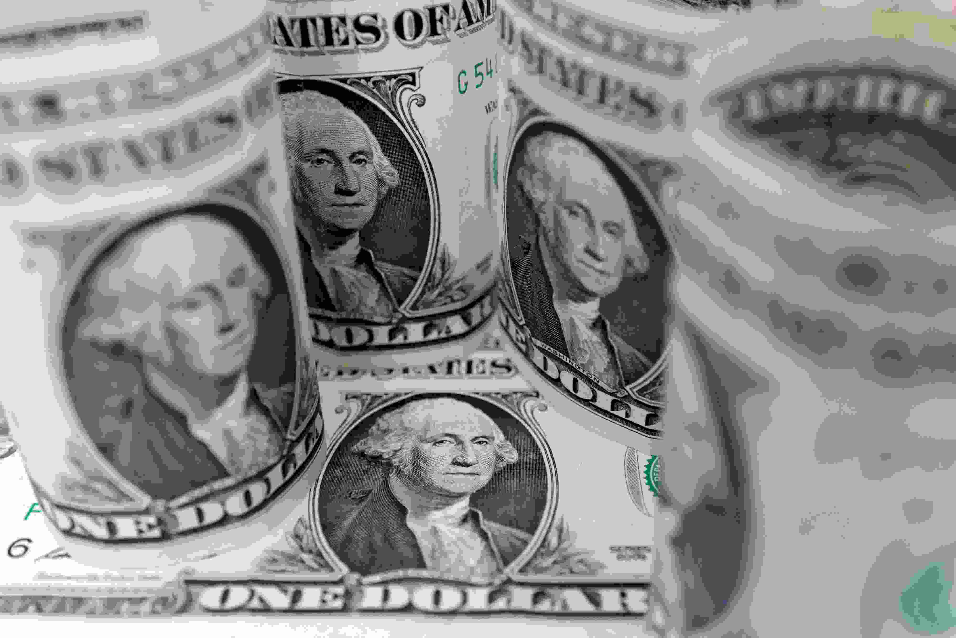 EUR/GBP Menguat: Tekanan Ekonomi Inggris Pukul Poundsterling