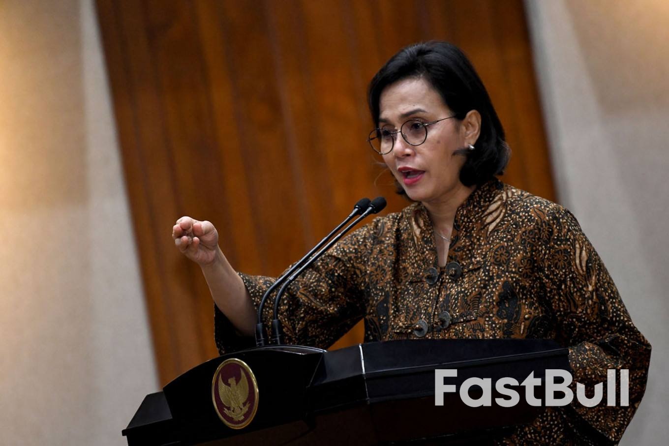 印尼财长被撤震动市场，印尼卢比大跌迫使央行出手干预_1