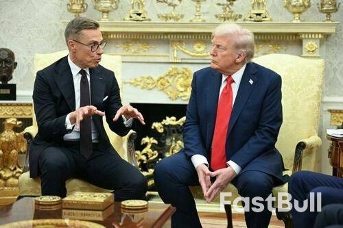 الولايات المتحدة وفنلندا تتوصلان إلى صفقة لكسر الجليد بقيمة 6 مليارات دولار الولايات المتحدة وفنلندا تتوصلان إلى صفقة لكسر الجليد بقيمة 6 مليارات دولار