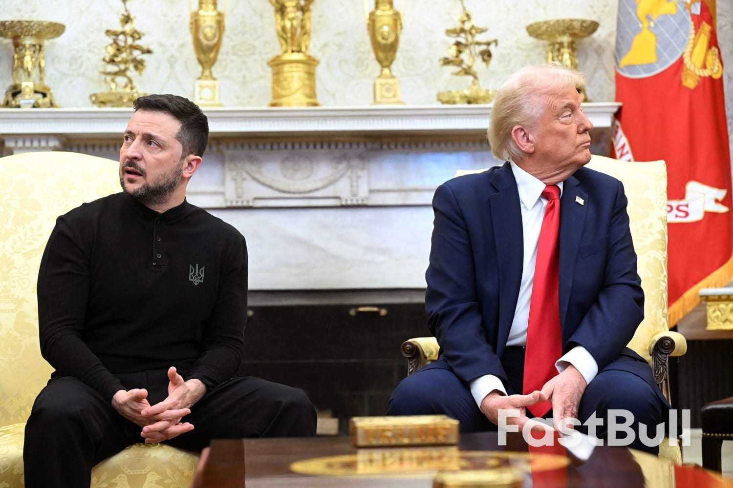 “对骂、训斥、扔地图”……泽连斯基三访白宫,又与特朗普吵起来了?_2 “对骂、训斥、扔地图”……泽连斯基三访白宫,又与特朗普吵起来了?_2