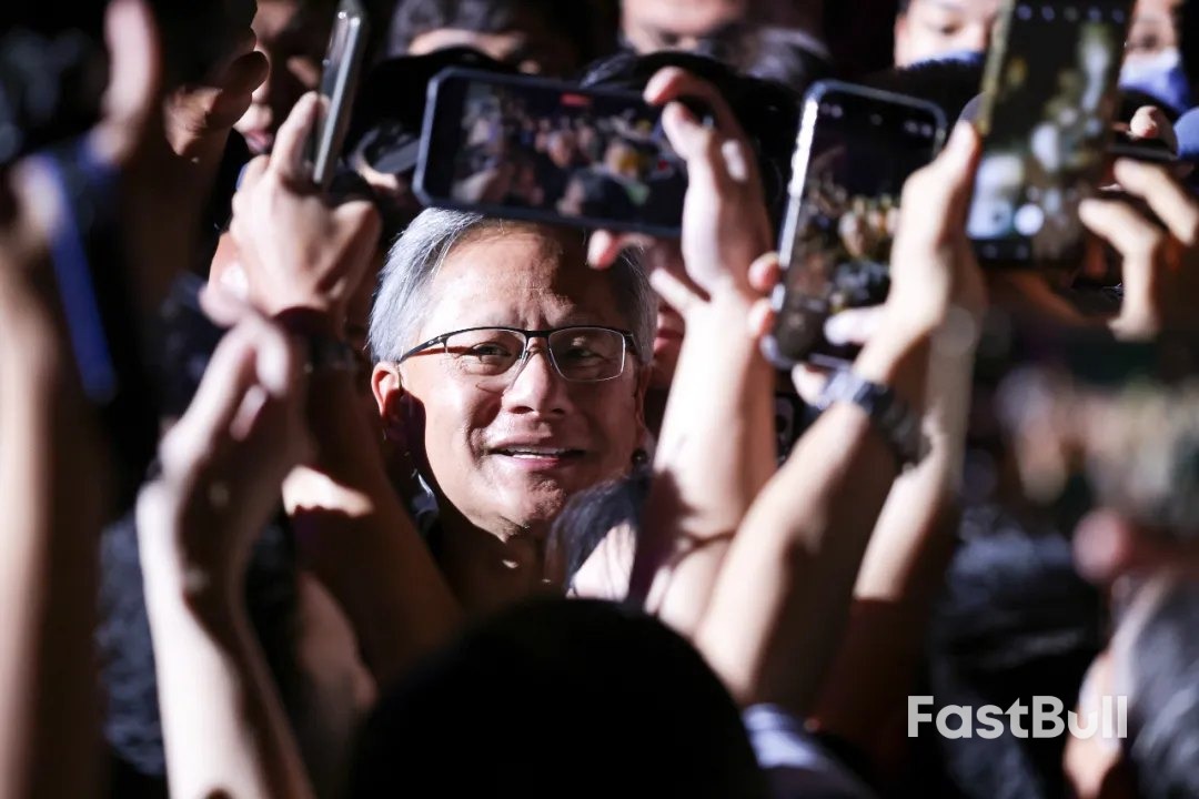 英伟达5万亿美元市值：新起点or泡沫？_1