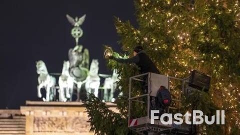 German Labour Market Improves In November_1 German Labour Market Improves In November_1