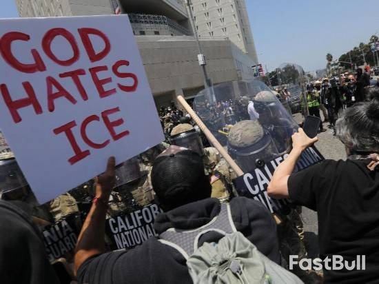 特朗普“调兵治安”的法政争议_4 特朗普“调兵治安”的法政争议_4