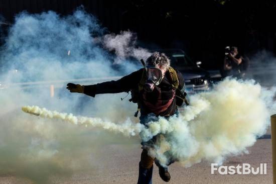 特朗普“调兵治安”的法政争议_5 特朗普“调兵治安”的法政争议_5