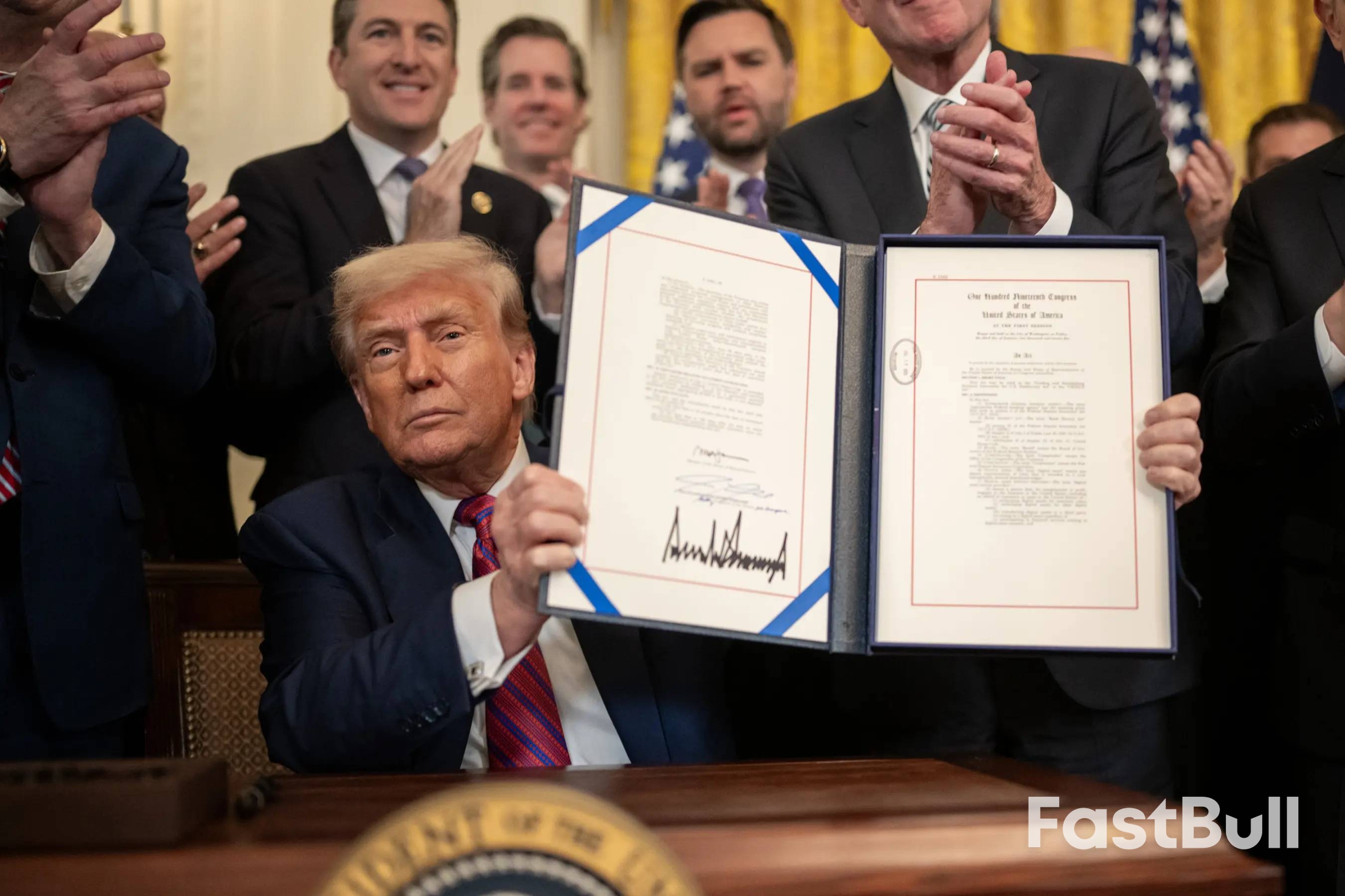 持百万Coinbase股票的经济顾问或将执掌美联储_2