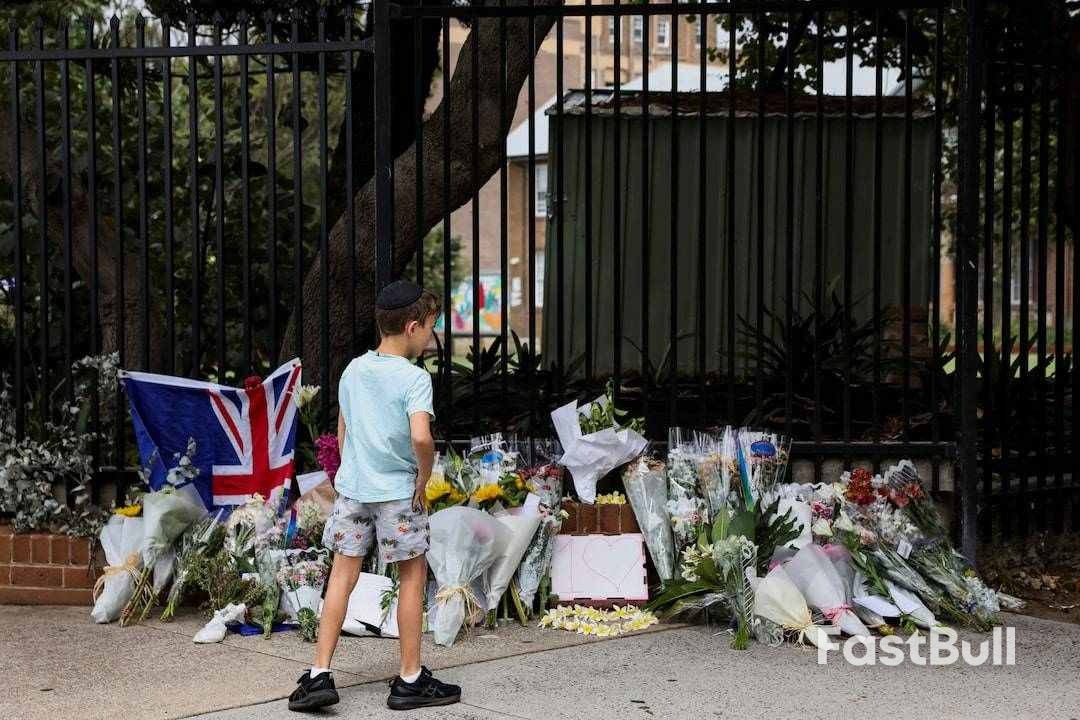 시드니, 15명 사망 애도…이스라엘 대사, 유대인 보호 강화 촉구_3 시드니, 15명 사망 애도…이스라엘 대사, 유대인 보호 강화 촉구_3