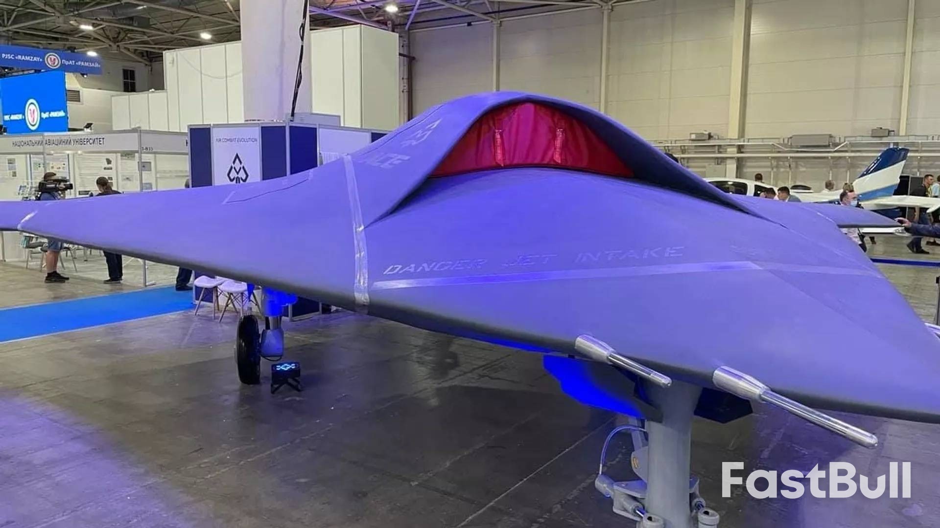 无人机袭官邸？美军官：基辅已绝望_1