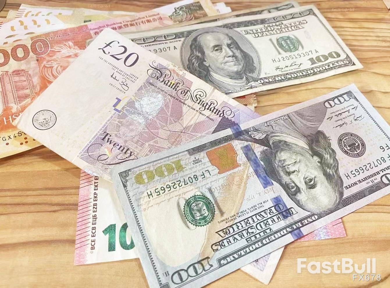 全球债务“雪球”越滚越大:美国财政失衡如何引爆金融市场?_1 全球债务“雪球”越滚越大:美国财政失衡如何引爆金融市场?_1