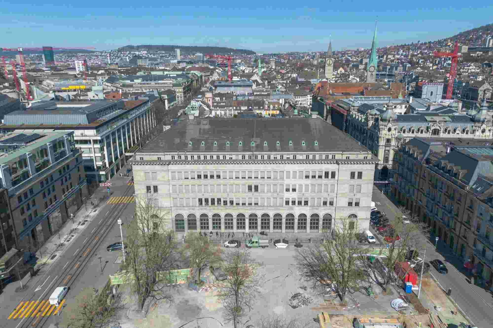 Swiss National Bank swings to 25.7 billion franc profit