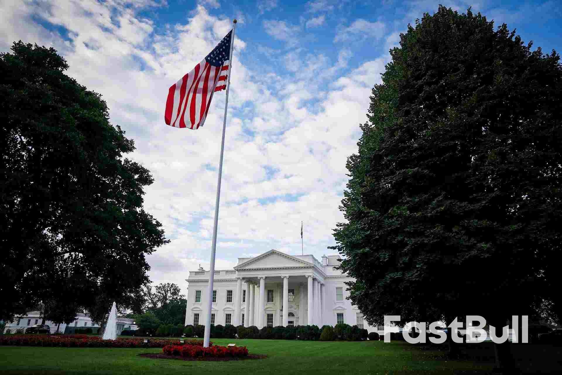 트럼프 대통령, 외국인 입국 제한 추가 강화 (백악관 발표)_1